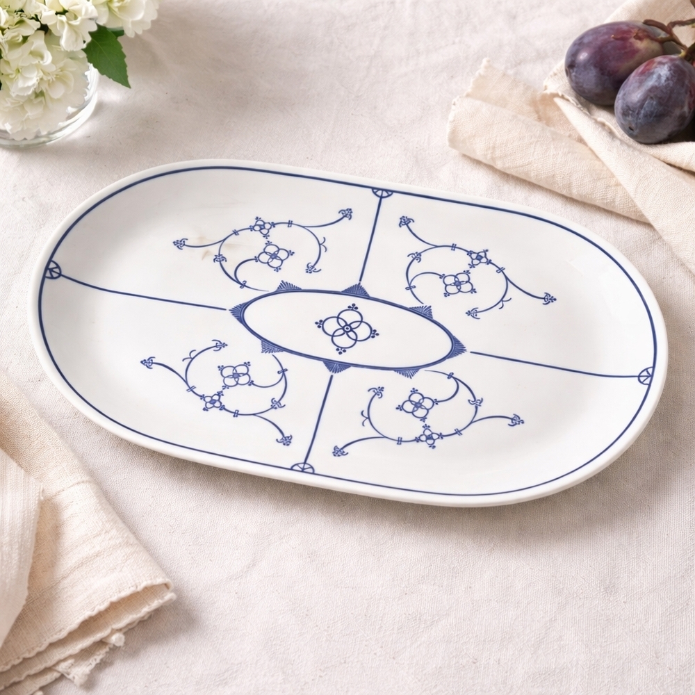 Vintage Jäger Eisenberg DDR Blue Onion “Blau Saks” 13” Serving Platter Germany